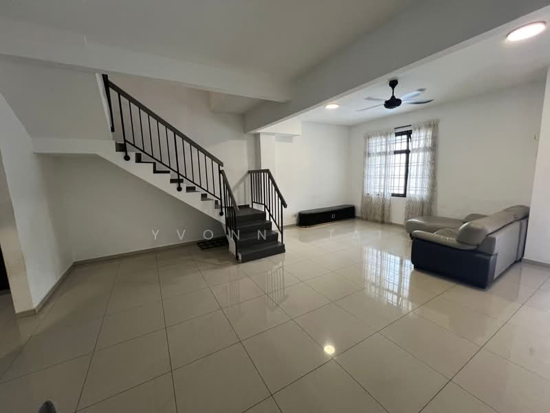 2-storey Terraced House for Rent in Bukit Indah (Iskandar Puteri (Nusajaya)) - Yvonne Tai - Living Room - PropertyGuru.com.my