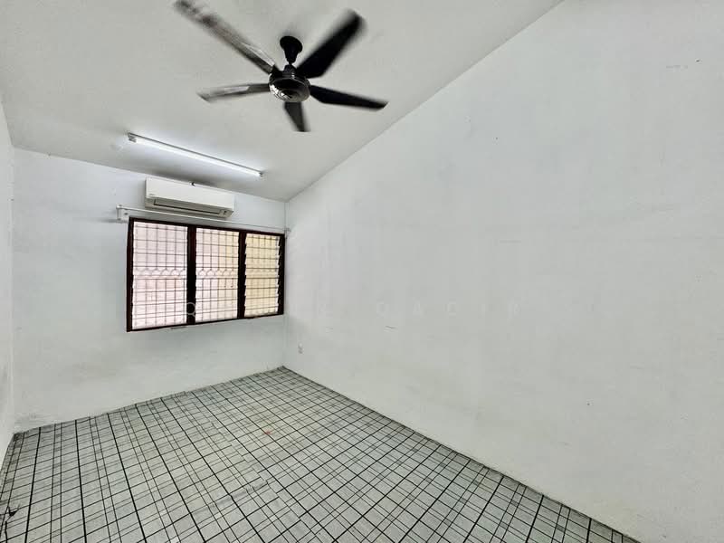 1-storey Terraced House for Sale in Bandar Tun Razak (Cheras) - Qadir Qadir - PropertyGuru.com.my