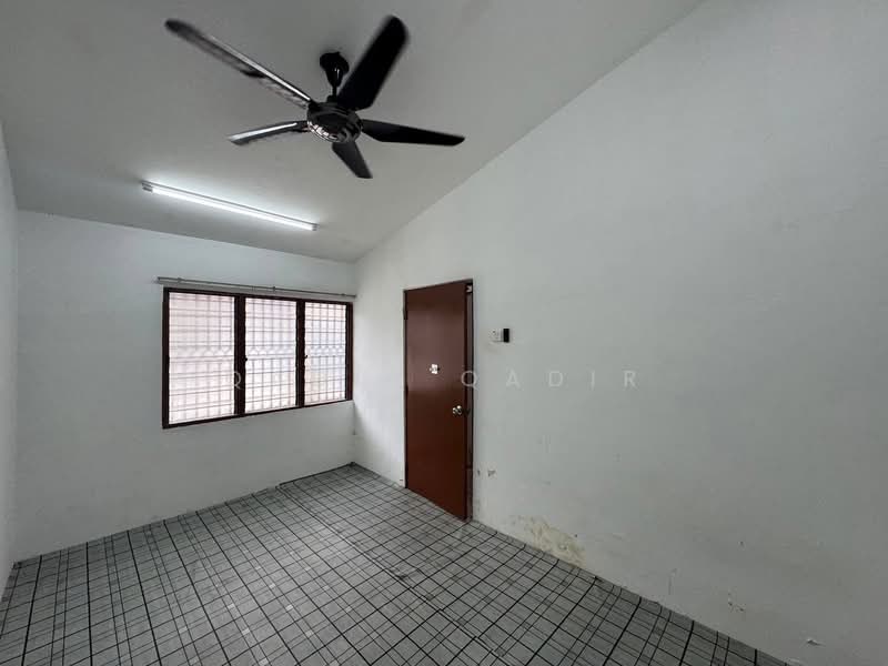 1-storey Terraced House for Sale in Bandar Tun Razak (Cheras) - Qadir Qadir - PropertyGuru.com.my