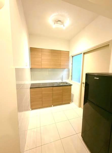 Apartment for Rent at Impiana Sky Residensi - Kew . - Kitchen - PropertyGuru.com.my