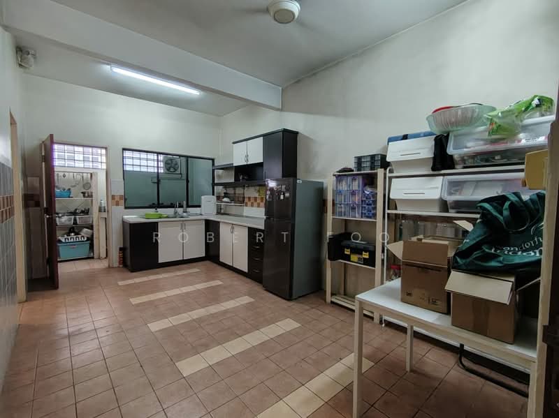 2-storey Terraced House for Sale in Kota Damansara (Selangor) - Robert Foo - Kitchen - PropertyGuru.com.my