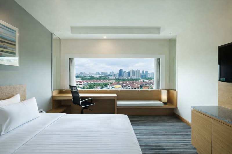 Hotel / Resort untuk Dijual di Taman Johor Jaya (Johor Bahru) - Seamus Kor - Bedroom - PropertyGuru.com.my