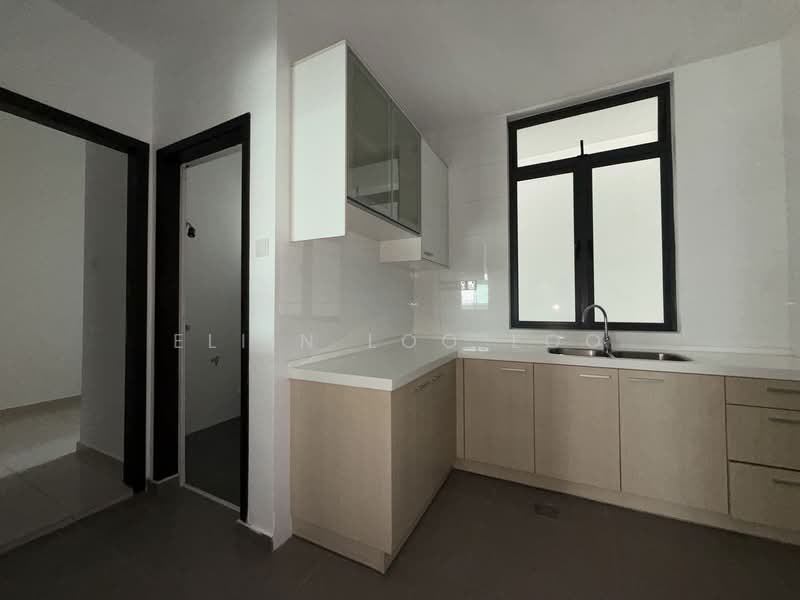 Pangsapuri untuk Dijual di Ponderosa Lakeside Apartment - Eliin Loo Loo - Kitchen - PropertyGuru.com.my