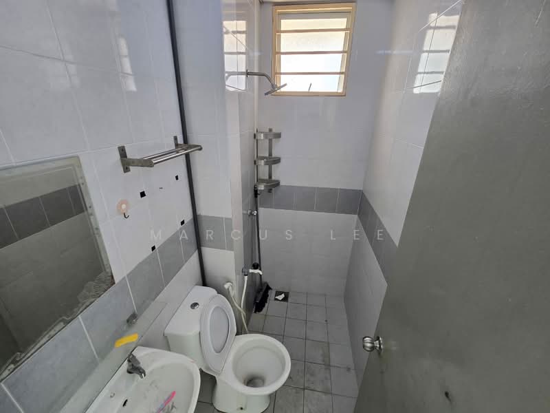Apartment for Rent at 162 Residency - Marcus Lee - Bathroom - PropertyGuru.com.my