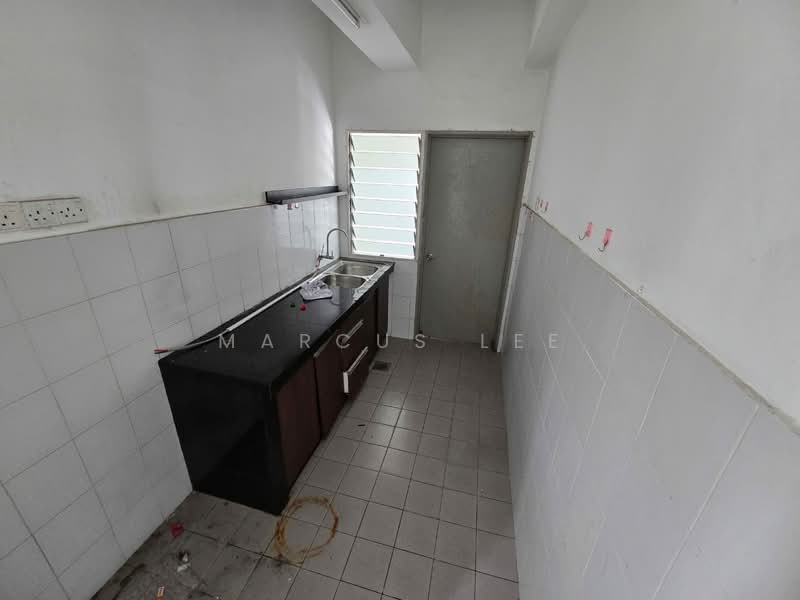 Apartment for Rent at 162 Residency - Marcus Lee - Kitchen - PropertyGuru.com.my