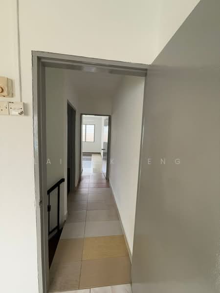 Rumah Teres 2 Tingkat untuk Dijual di Taman Nora (Ulu Tiram) - Lai Kok Seng - Corridor - PropertyGuru.com.my