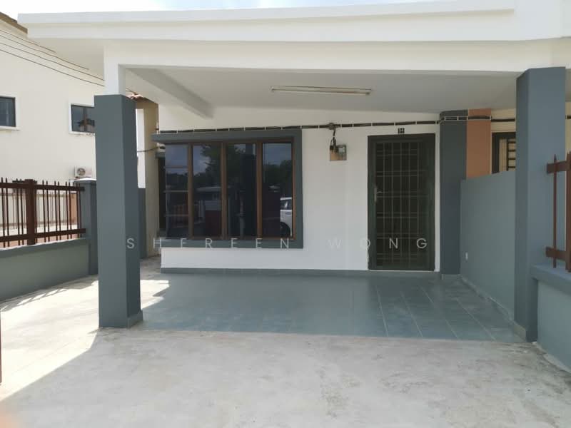 1-storey Terraced House for Rent in Taman Seri Austin (Tebrau) - Shereen Wong - Exterior - PropertyGuru.com.my