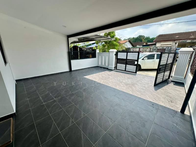 1-storey Terraced House for Sale in Taman Mutiara (Ulu Tiram) - Yuki Cheng - Exterior - PropertyGuru.com.my