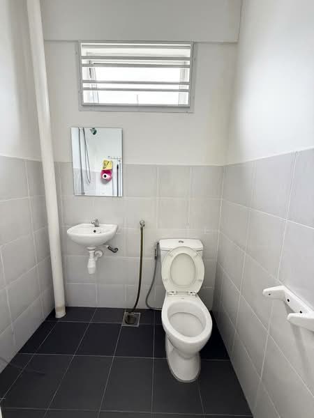 2-storey Terraced House for Sale in Taman Scientex Senai (Senai) - Sze Lee - Bathroom - PropertyGuru.com.my