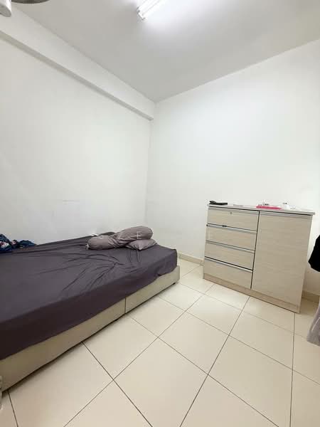 2-storey Terraced House for Sale in Taman Scientex Senai (Senai) - Sze Lee - Bedroom - PropertyGuru.com.my