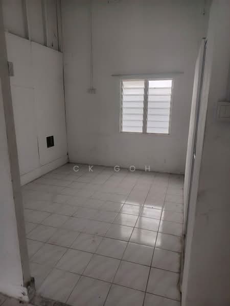 Warehouse for Rent in Pulau Pinang (Jelutong) - CK Goh - Interior - PropertyGuru.com.my