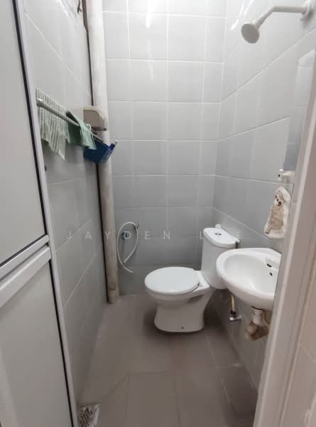 Rumah Teres 2 Tingkat untuk Dijual di Klang (Selangor) - Jayden Lee - Bathroom - PropertyGuru.com.my
