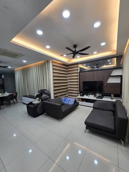 Rumah Kluster untuk Dijual di Taman Mount Austin (Tebrau) - Venica For - Living Room - PropertyGuru.com.my