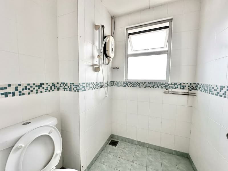 Condominium for Rent at Seri Maya Condominium - Nabil Hamzah - Bathroom - PropertyGuru.com.my