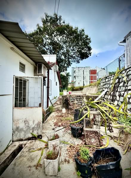 Terraced House for Sale in Pearl Hill (Tanjung Bungah) - Jeanette Hee - Exterior - PropertyGuru.com.my