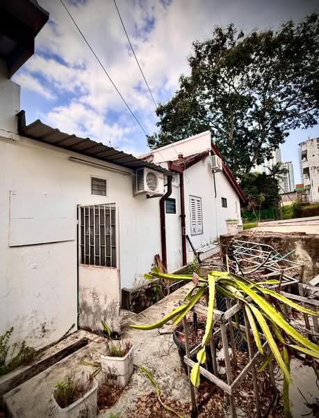 Terraced House for Sale in Pearl Hill (Tanjung Bungah) - Jeanette Hee - Exterior - PropertyGuru.com.my