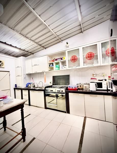 Terraced House for Sale in Pearl Hill (Tanjung Bungah) - Jeanette Hee - Kitchen - PropertyGuru.com.my