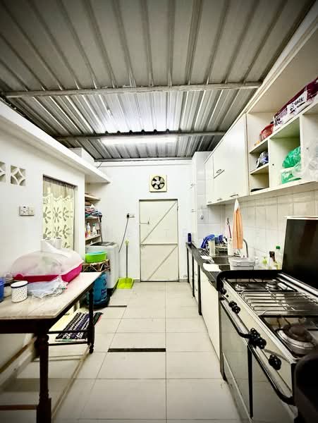 Terraced House for Sale in Pearl Hill (Tanjung Bungah) - Jeanette Hee - Kitchen - PropertyGuru.com.my