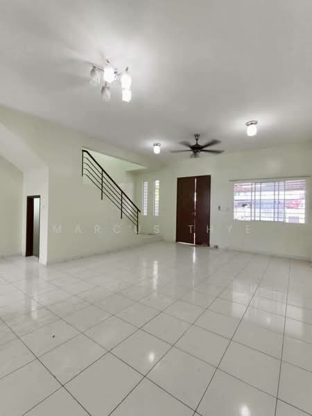 Rumah Teres 2 Tingkat untuk Dijual di Setia Tropika (Johor Bahru) - Marcus Thye - Living Room - PropertyGuru.com.my