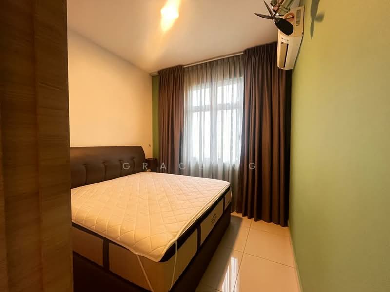 Service Residence for Sale at Meridin Bayvue Serviced Apartment - Grace Ng - Bedroom - PropertyGuru.com.my