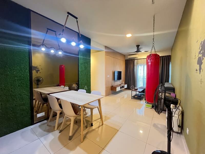 Service Residence for Sale at Meridin Bayvue Serviced Apartment - Grace Ng - Living Room - PropertyGuru.com.my
