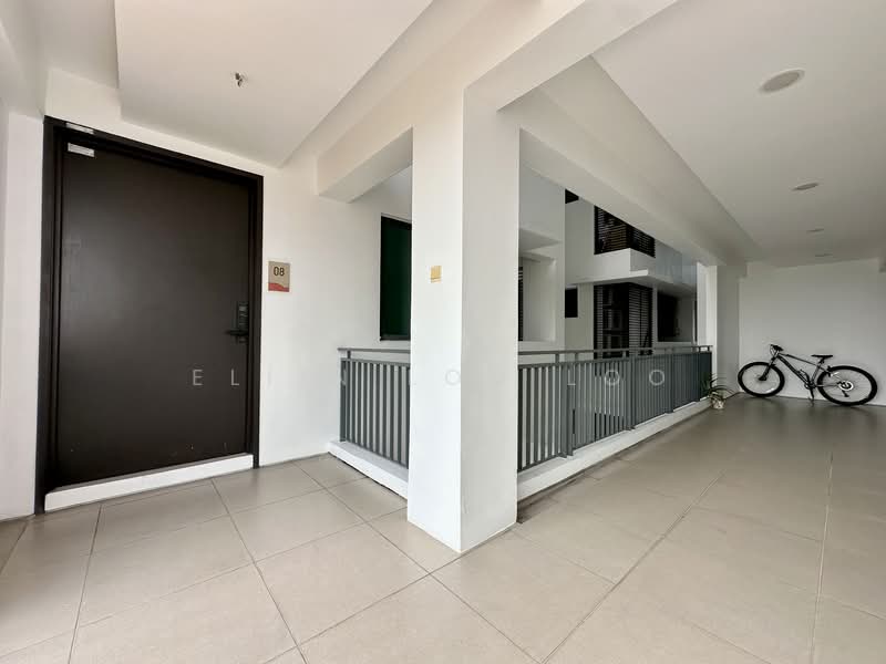 Apartment for Sale at Ponderosa Lakeside Apartment - Eliin Loo Loo - Corridor - PropertyGuru.com.my