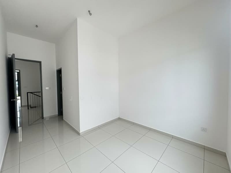 2-storey Terraced House for Sale in Austin Crest (Johor Bahru) - Julia Tan - Interior - PropertyGuru.com.my