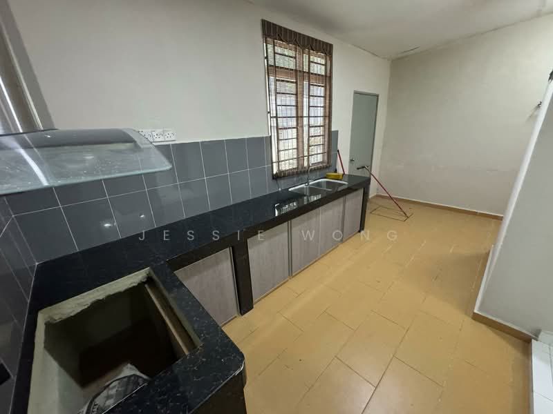 2-storey Terraced House for Sale in Rawang (Selangor) - Jessie Wong - Kitchen - PropertyGuru.com.my