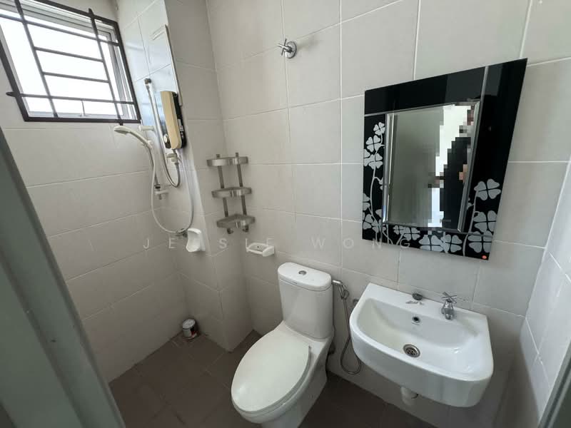2-storey Terraced House for Sale in Rawang (Selangor) - Jessie Wong - Bathroom - PropertyGuru.com.my