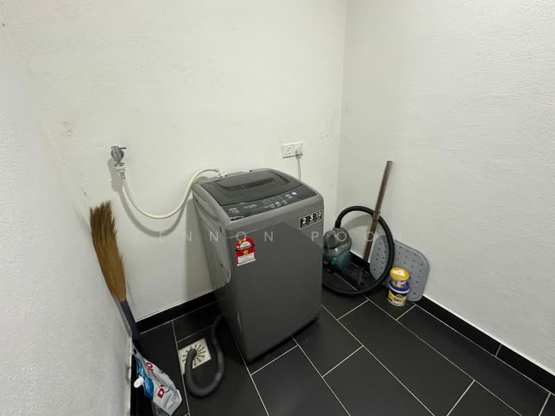 Service Residence for Sale at SqWhere Service Apartments - Lennon Poon - Interior - PropertyGuru.com.my