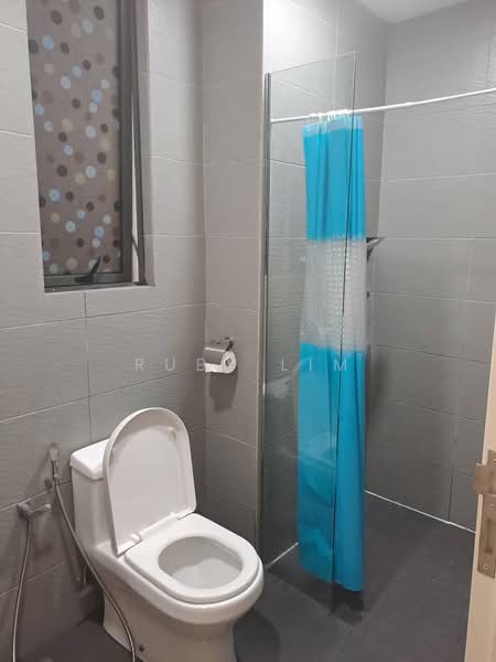 Service Residence for Sale at Petalz Residences - Ruby Lim - Bathroom - PropertyGuru.com.my