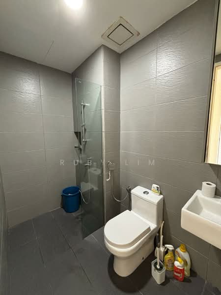 Service Residence for Sale at Petalz Residences - Ruby Lim - Bathroom - PropertyGuru.com.my