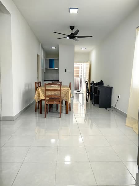 Kondominium untuk Disewa di Aspire Residence - KK Yap - Dining Room - PropertyGuru.com.my