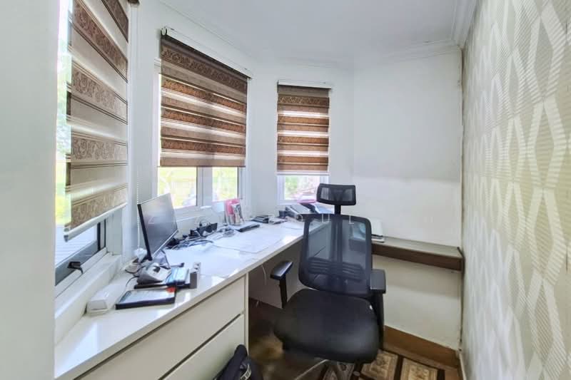 Semi-Detached House for Rent in SS7 (Petaling Jaya) - Aziz Abdullah - Study - PropertyGuru.com.my