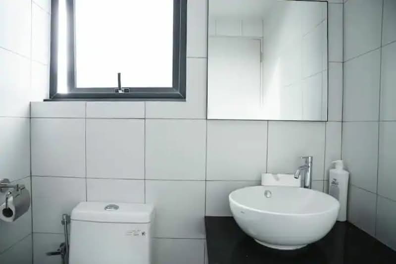 Servis Apartment untuk Disewa di Chambers - Chun Wei - Bathroom - PropertyGuru.com.my