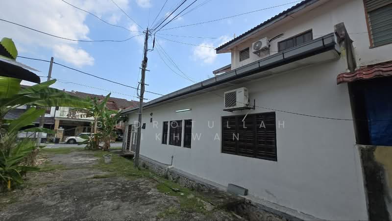 2-storey Terraced House for Sale in Seksyen 4 (Bangi) - Gudrotullah Ikhwan - Exterior - PropertyGuru.com.my