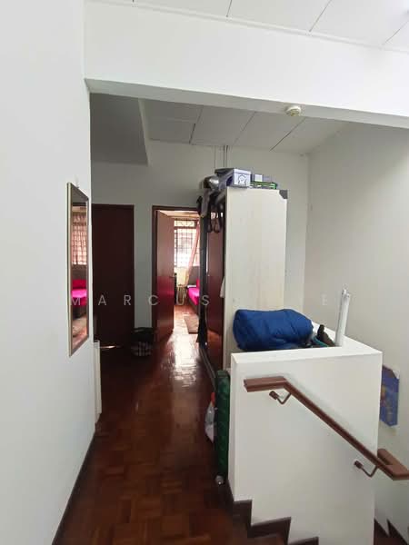 2-storey Terraced House for Sale in Taman Bukit Mewah (Tampoi) - Marcus Thye - Corridor - PropertyGuru.com.my
