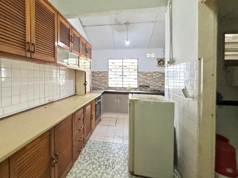 2-storey Terraced House for Sale in Taman Melewar (Gombak) - Nabil Hamzah - Kitchen - PropertyGuru.com.my