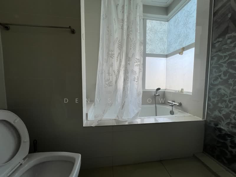 Servis Apartment untuk Dijual di Oasis Serviced Suites @ Oasis Ara Damansara - Denyse Low - Bathroom - PropertyGuru.com.my