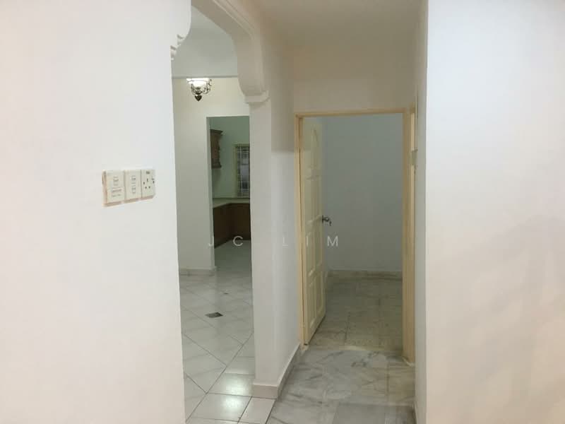 Rumah Teres untuk Dijual di Bandar Kinrara Seksyen 1 (Bandar Kinrara) - JC Lim - Corridor - PropertyGuru.com.my