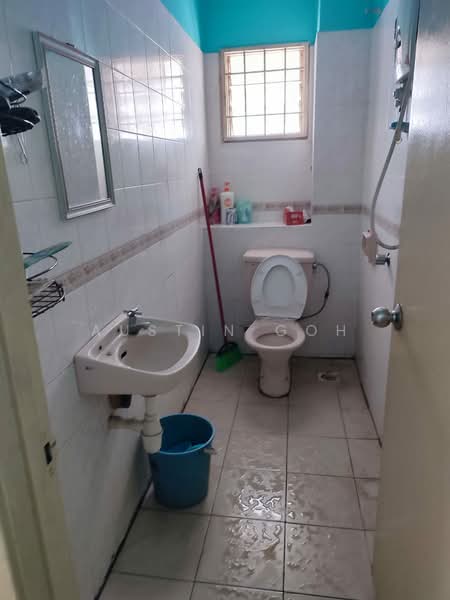 Rumah Teres 3 Tingkat untuk Dijual di Taman Putri Jaya (Cheras) - Austin Goh - Bathroom - PropertyGuru.com.my