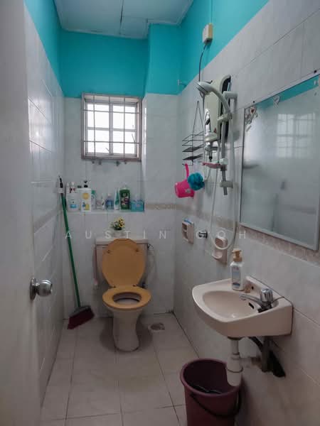 Rumah Teres 3 Tingkat untuk Dijual di Taman Putri Jaya (Cheras) - Austin Goh - Bathroom - PropertyGuru.com.my