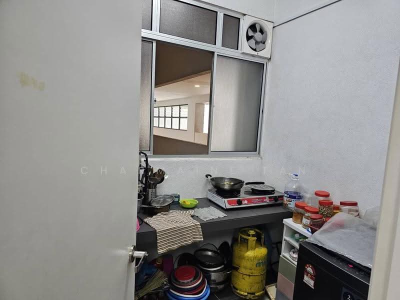 Service Residence for Sale at Fortune Perdana - Charmaine Tan - Kitchen - PropertyGuru.com.my