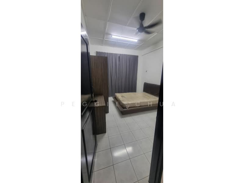 1-storey Terraced House for Rent in Taman Perling (Perling) - Peggie Chua - Bedroom - PropertyGuru.com.my