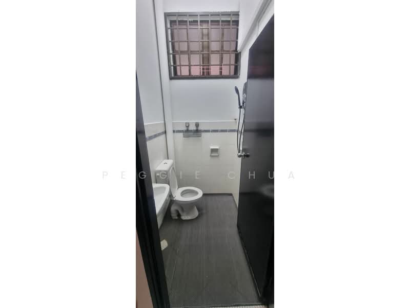 1-storey Terraced House for Rent in Taman Perling (Perling) - Peggie Chua - Bathroom - PropertyGuru.com.my