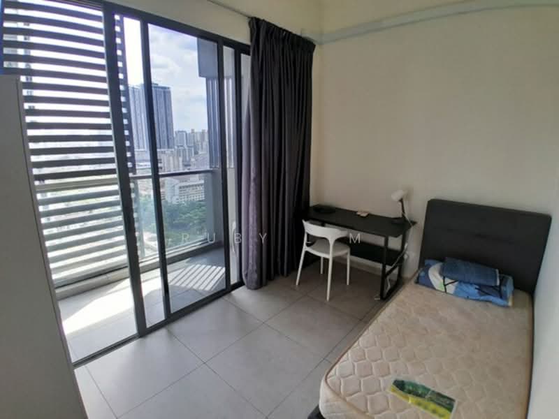 Servis Apartment untuk Dijual di Petalz Residences - Ruby Lim - Bedroom - PropertyGuru.com.my
