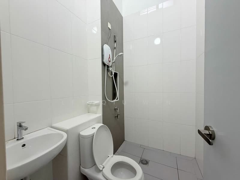 2-storey Terraced House for Sale in Bukit Indah (Iskandar Puteri (Nusajaya)) - Lee Qiu Wen - Bathroom - PropertyGuru.com.my