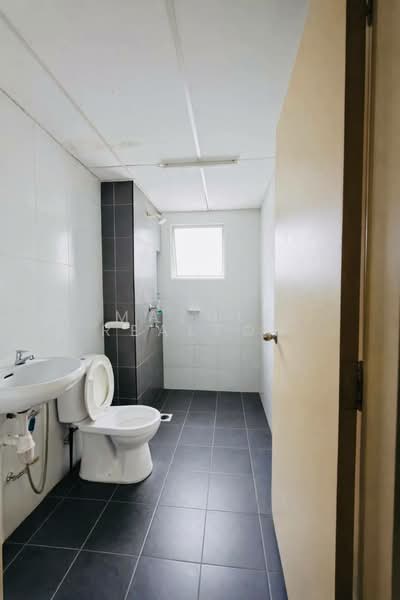 Apartment for Rent at PPA1M Selasih - Maznee Realtor - Bathroom - PropertyGuru.com.my