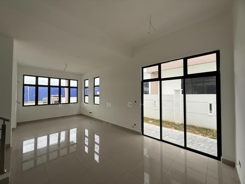 Rumah Kluster untuk Dijual di Bukit Indah (Iskandar Puteri (Nusajaya)) - Brown Cheng - Living Room - PropertyGuru.com.my