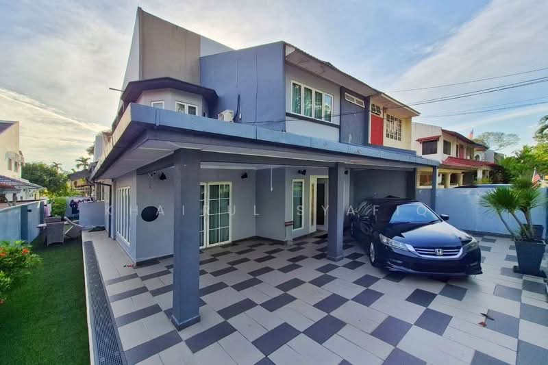 Semi-Detached House for Rent in Kelana Jaya (Petaling Jaya) - Khairul Syafiq - Exterior - PropertyGuru.com.my